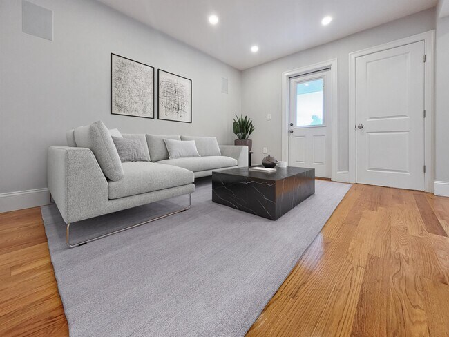 127 Shirley St, Unit 1 in Boston, MA - Building Photo - Building Photo
