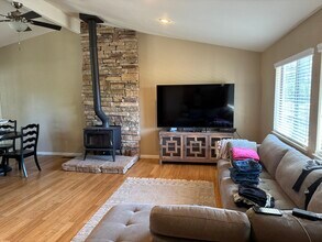 1644 American River Trl in Cool, CA - Building Photo - Building Photo
