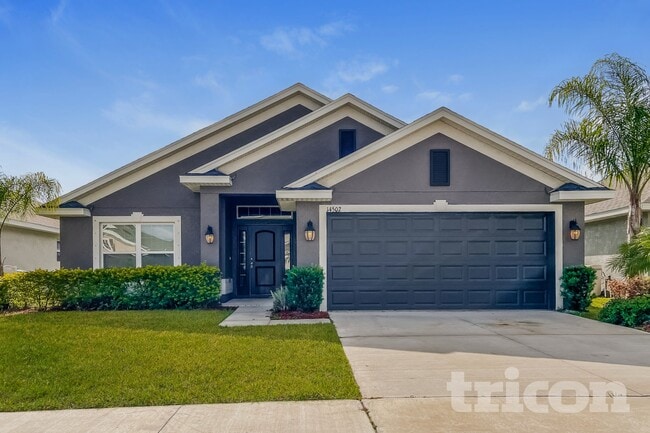 property at 14502 Dunrobin Dr