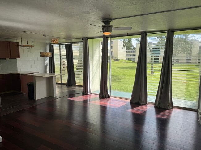 95-021 Kuahelani Ave in Mililani, HI - Building Photo - Building Photo