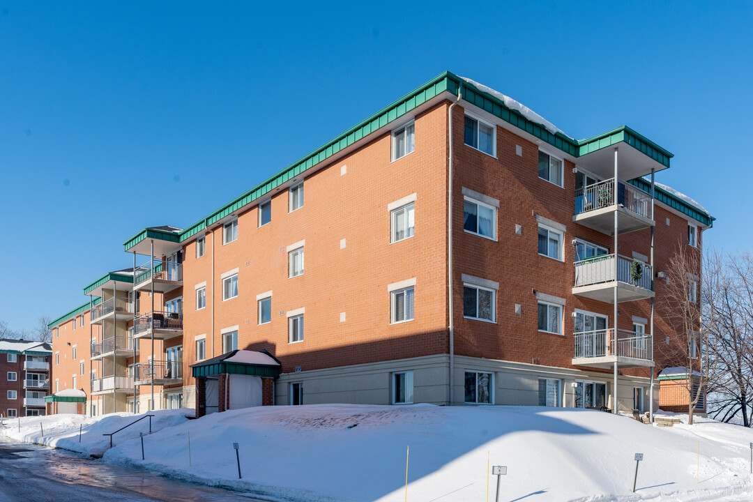 1860 Du Sault Ch in Lévis, QC - Building Photo