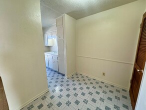 224 Hold St-Unit -Apt 10 in Killeen, TX - Building Photo - Building Photo