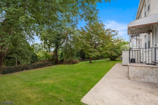 12 Stanchak Ct in Clifton, NJ - Building Photo - Building Photo