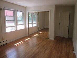 503 N Sherman Ave, Unit 1 in Madison, WI - Building Photo - Building Photo