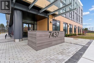 7437 Kingston Rd in Toronto, ON - Building Photo