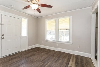 6517 Sunset Dr in Jacksonville, FL - Building Photo - Building Photo
