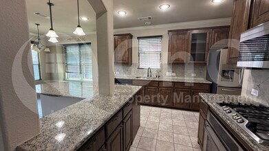 705 Cypress Hill Dr in Little Elm, TX - Building Photo - Building Photo