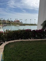 6201 Padre Blvd in South Padre Island, TX - Building Photo