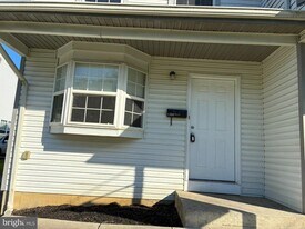 1308 Worrall St in Woodlyn, PA - Building Photo