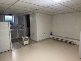 202 1/2 US-2 in Hinckley, MN - Building Photo