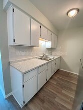 204 Charleston Blvd in Macomb, IL - Building Photo - Building Photo