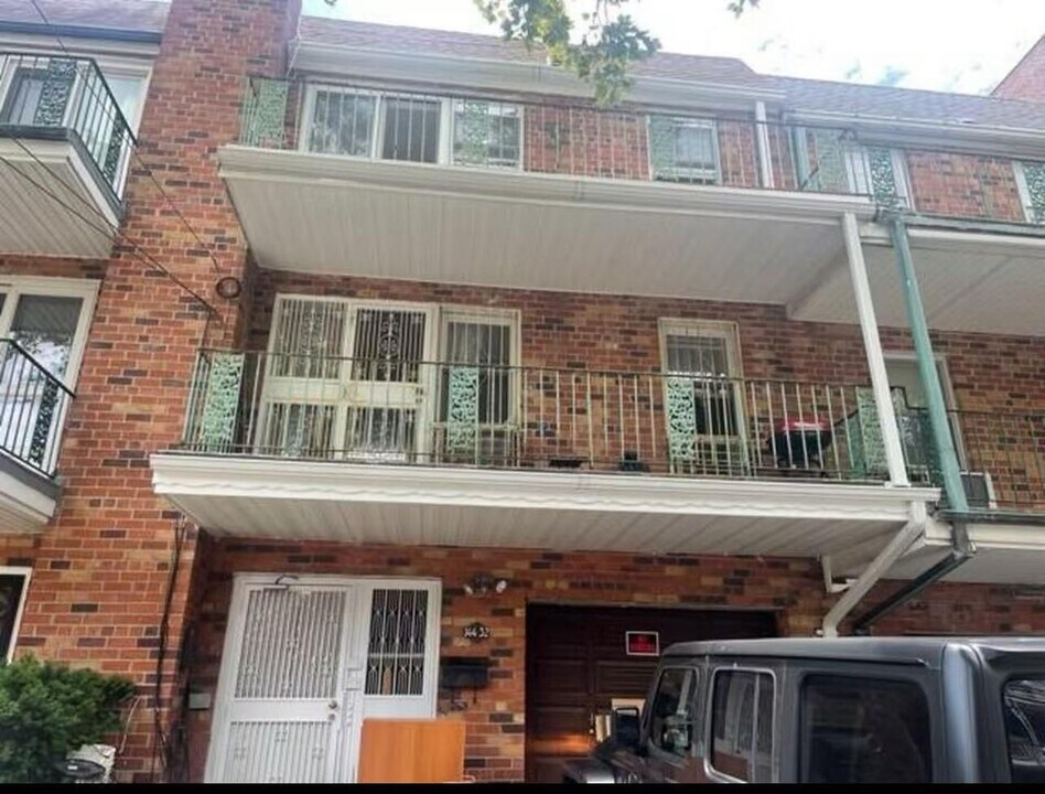 144-32 38th Ave in Queens, NY - Building Photo