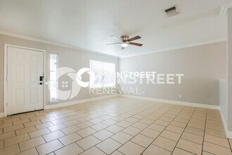 6815 Meadow Ash Dr in Converse, TX - Building Photo - Building Photo