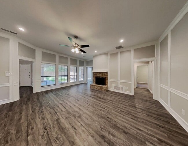 property at 611 Arbor Creek Dr