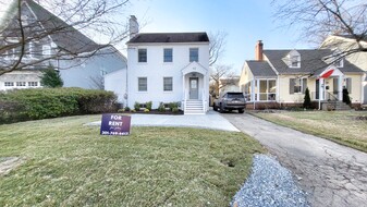 5604 Madison St in Bethesda, MD - Building Photo