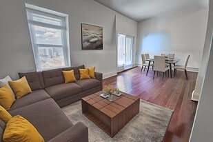 227 Beverley St in Toronto, ON - Building Photo