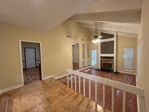 906 Forestglen Dr in Winston-Salem, NC - Building Photo - Building Photo