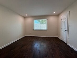 347 E 224th St in Carson, CA - Foto de edificio - Building Photo