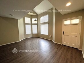 5777 El Palomino Dr in Riverside, CA - Foto de edificio - Building Photo