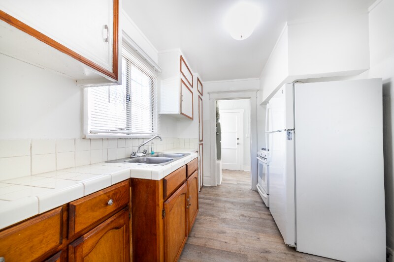 6622 Bonsallo Ave in Los Angeles, CA - Building Photo