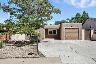 1632 Columbia Dr SE in Albuquerque, NM - Building Photo