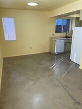 720 Park St, Unit A in Paso Robles, CA - Building Photo - Building Photo
