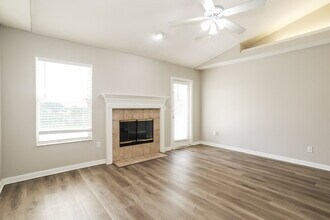 3029 Hickory Glen Dr in Orange Park, FL - Building Photo - Building Photo