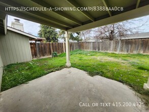 2546 W Victor Ct in Visalia, CA - Building Photo - Building Photo