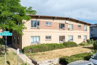 Parklane Apartments in Denver, CO - Foto de edificio - Building Photo