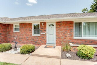 114 Virginia Ave in O'Fallon, IL - Building Photo - Building Photo