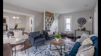 857 Clancy Ave NE in Grand Rapids, MI - Foto de edificio - Building Photo