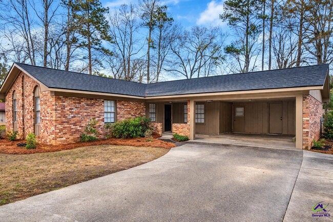 property at 414 Forest Lake Dr