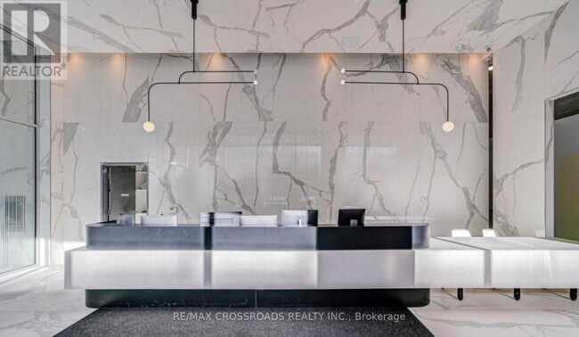 88 Queen St E in Toronto, ON - Building Photo - Building Photo