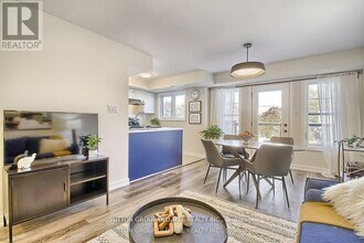 2335 Sheppard Ave W in Toronto, ON - Building Photo - Building Photo