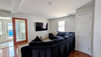 107 Bond Ave in Lavallette, NJ - Building Photo - Building Photo