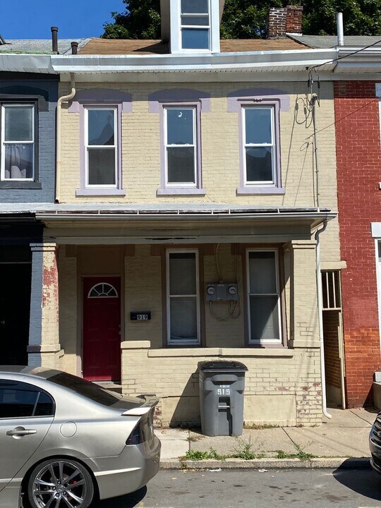 919 Mifflin St in Lebanon, PA - Building Photo