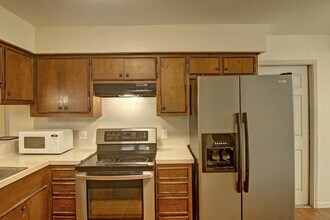 11401 Woodway Creek Dr in Corpus Christi, TX - Building Photo - Building Photo
