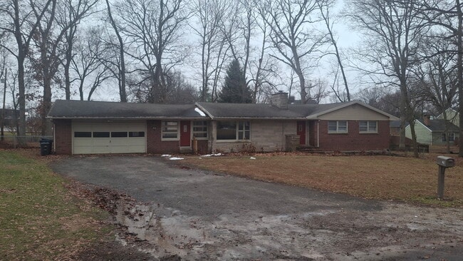 property at 206 Oak Hill Dr