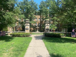 Maple 112-116 1/2 in Oak Park, IL - Foto de edificio - Interior Photo