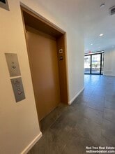 461 Park Dr, Unit 202 in Boston, MA - Building Photo - Building Photo