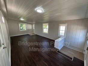 215 N Walnut St in Englewood, OH - Building Photo - Building Photo