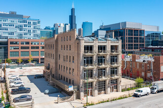 165 N May St in Chicago, IL - Building Photo - Building Photo