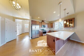 9728 Brayden Ct SE in Lacey, WA - Building Photo - Building Photo