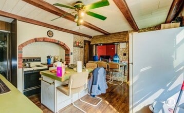 205 W Fulton St in Gloversville, NY - Building Photo - Building Photo