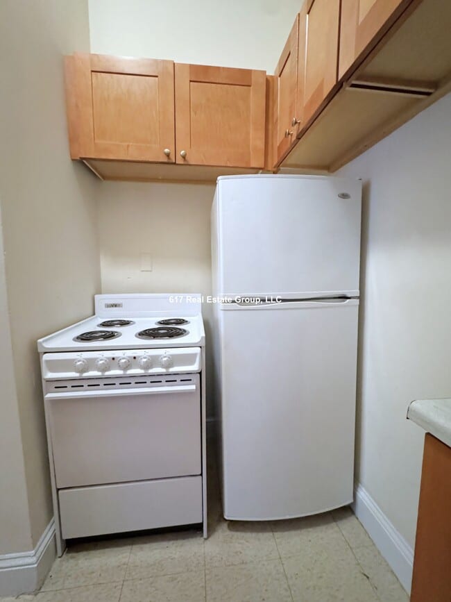 29 Park Dr in Boston, MA - Building Photo - Building Photo