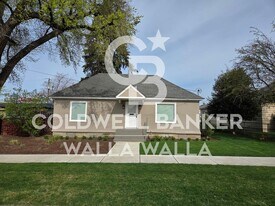 608 W Birch St in Walla Walla, WA - Building Photo