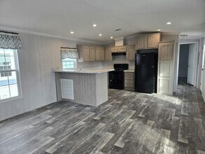 7263 Greenbrier Village Rd in Lakeland, FL - Building Photo - Building Photo