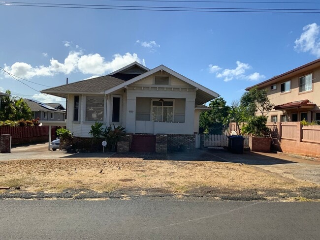 property at 1117 20th Ave