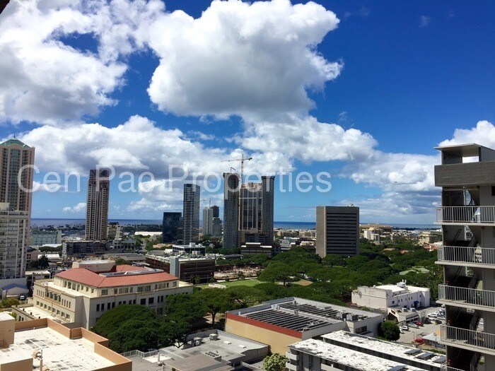 775 Kinalau Pl in Honolulu, HI - Building Photo