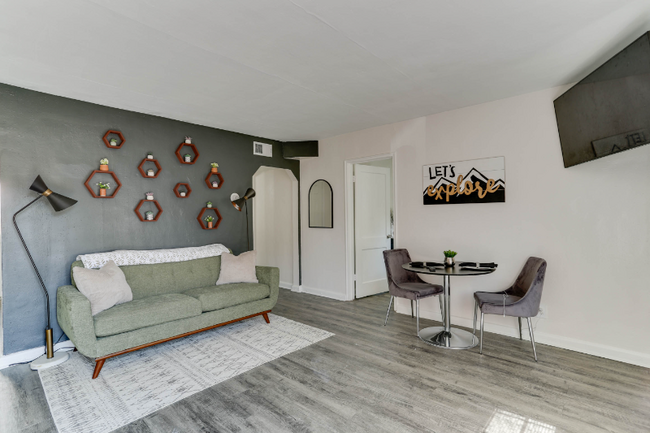 property at 1324 Hillside Ave